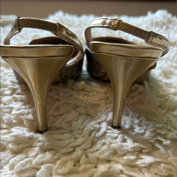 Nina Gold Heels Sparkly Kitten Slingbacks - Picture 7 of 12